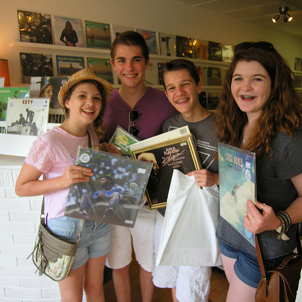 Wild_Honey_Records_Knoxville_records_store_four_friends