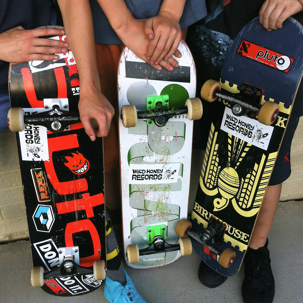 neighborhood_skateboarders_07_16_2016_wild_honey_records_knoxville