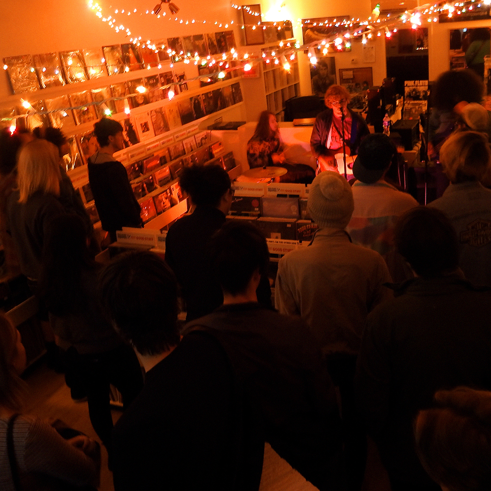 01-instore_11-19-2016_wild_honey_records_vinyl_knoxville_record_store