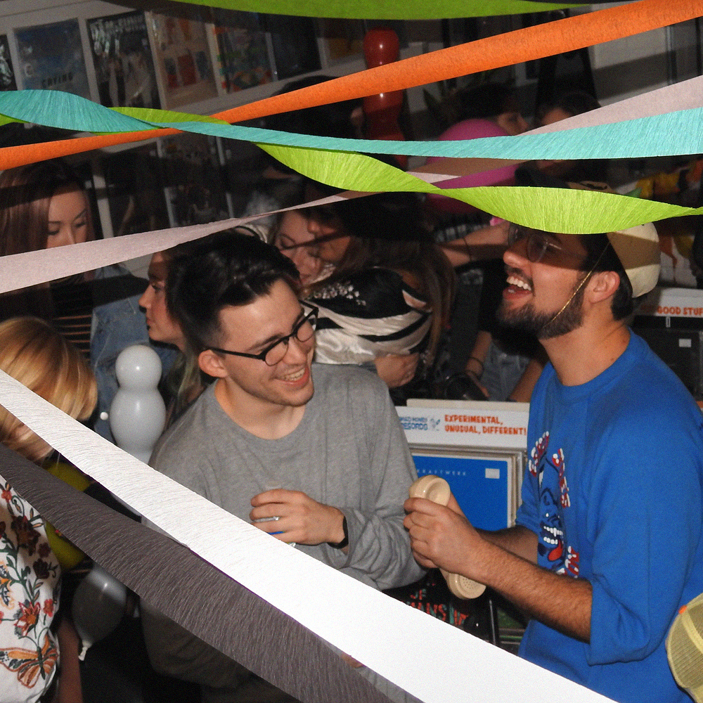 filthy_blonde_instore_wild_honey_records_knoxville_tennessee_01