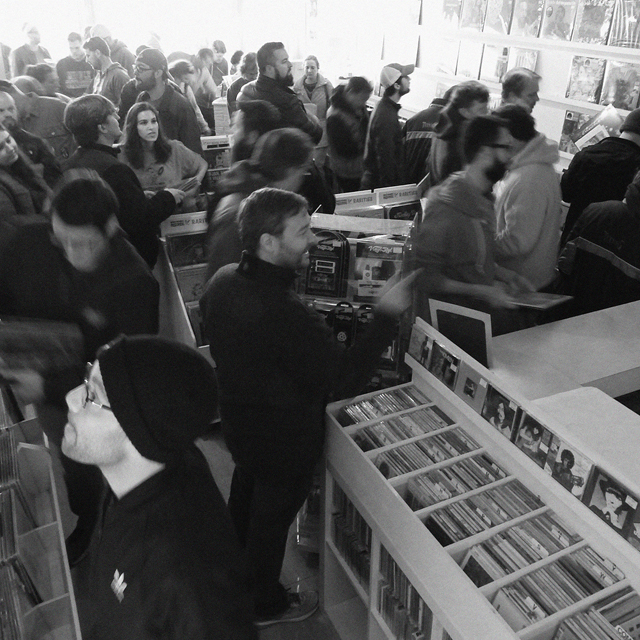 knoxville record store day 2018 open late