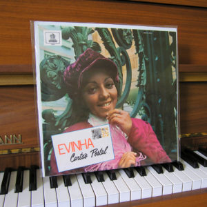 EVINHA cartao postal vinyl