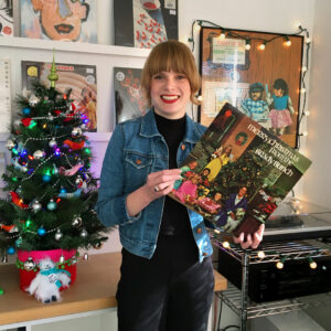 Oak Ridge & Knoxville record store holiday hours